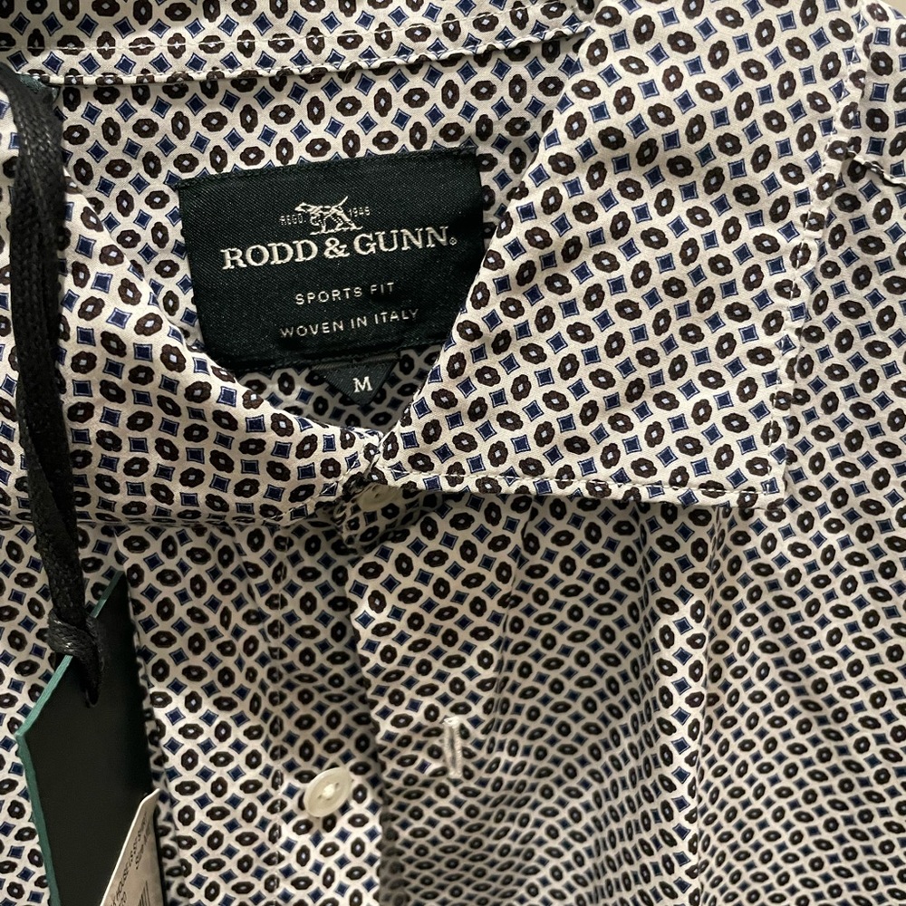 Rodd and gun button up long sleeve shirt